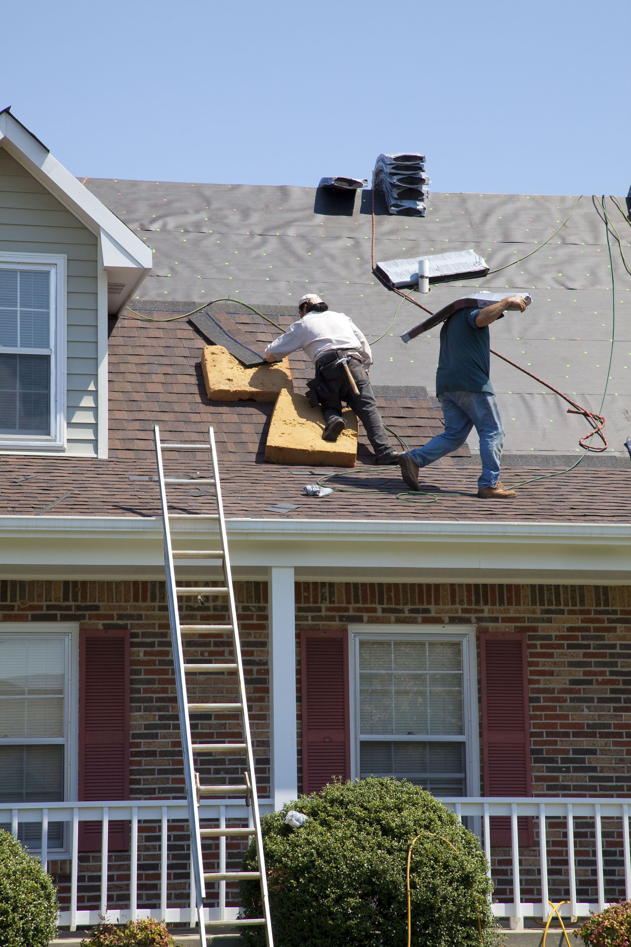 Choosing a Residential Roof Repair Service for an Inspection